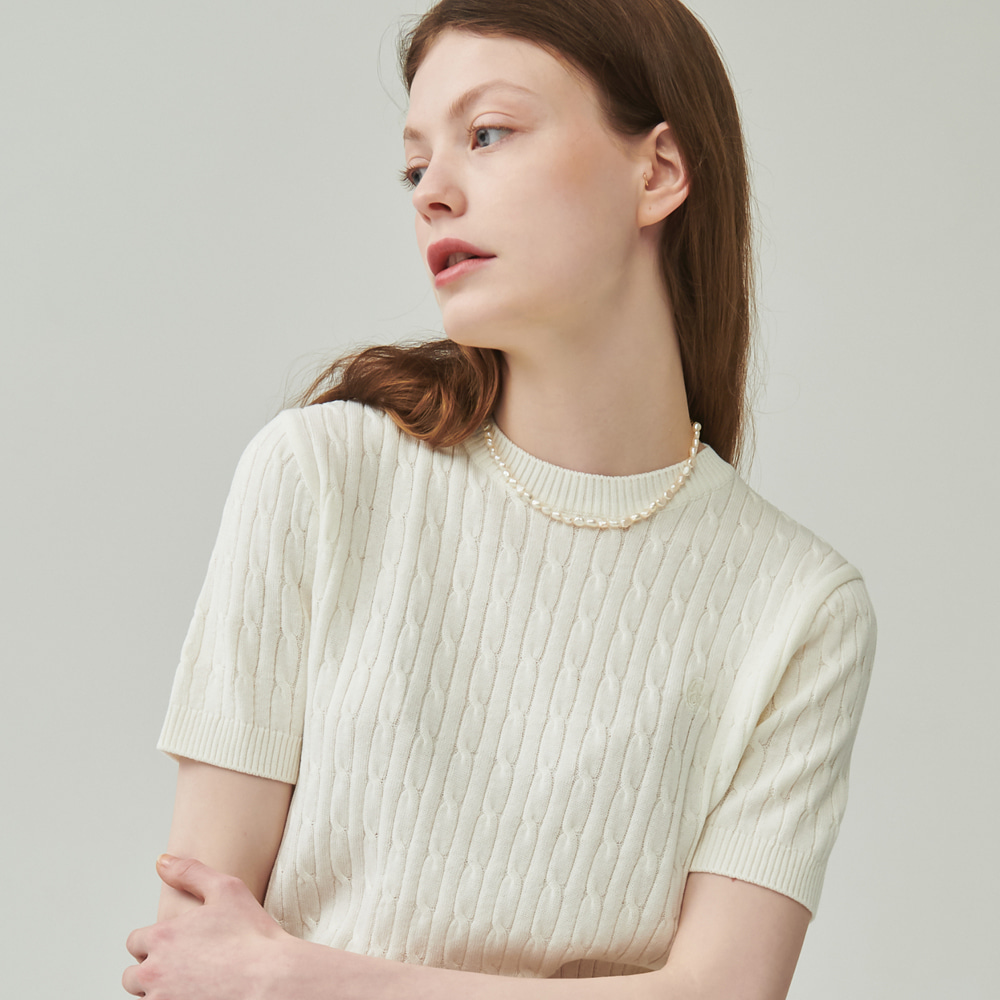 CABLE ROUND KNIT IVORY
