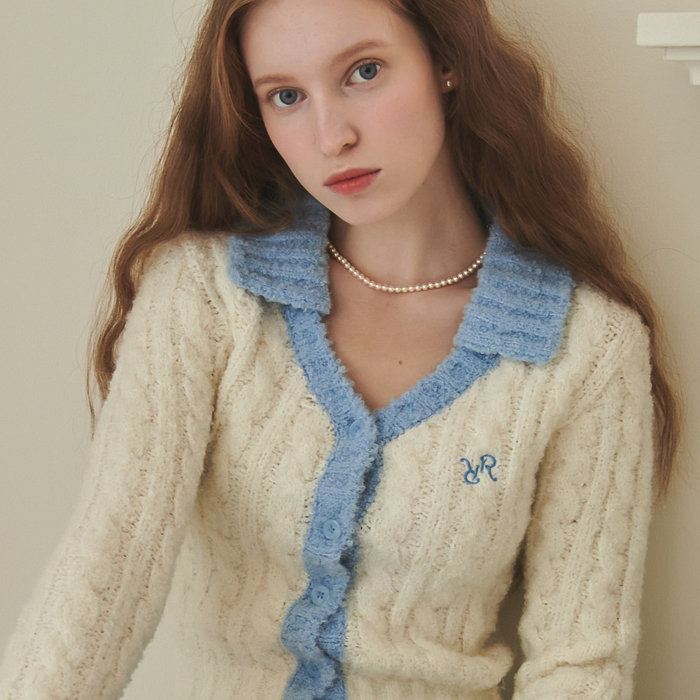 [12/1 순차배송] Collar Cable Boucle Alpaca Knit Cardigan Ivory Blue